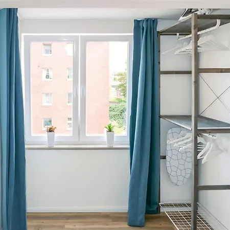 Wohlfuehlwohnung Im Zentrum Mit 24-7 Self Check-in, Wlan & Smart Tv * Киль